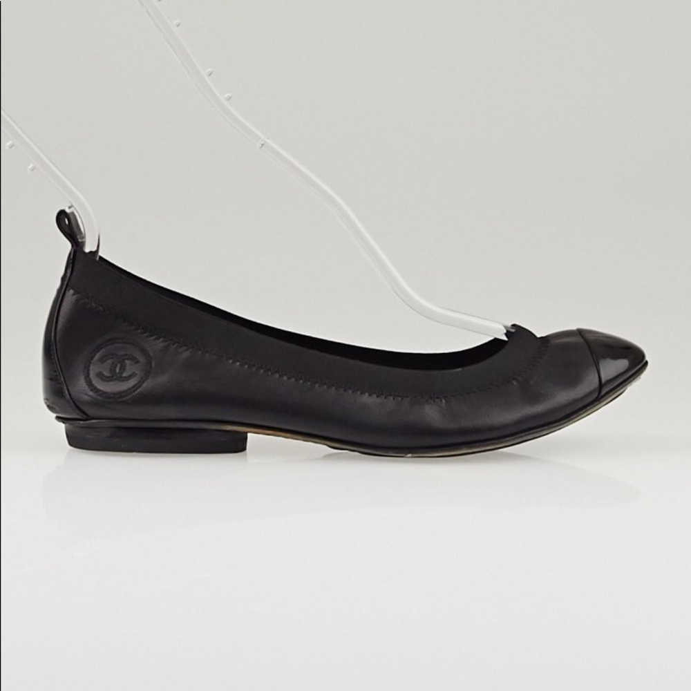 CHANEL stretch spirit interlocking cc ballet flats